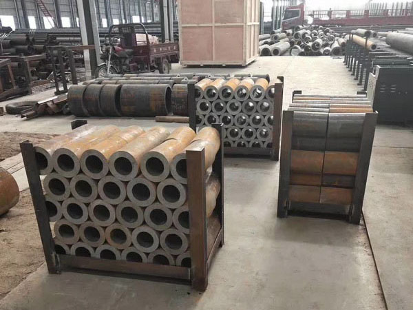 新兴厚壁无缝钢管切割
